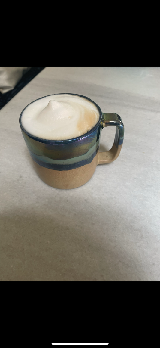 Gold/Beige Mug